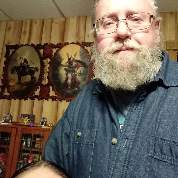 Meet your Posher, Thomas - Picture 1 of 1